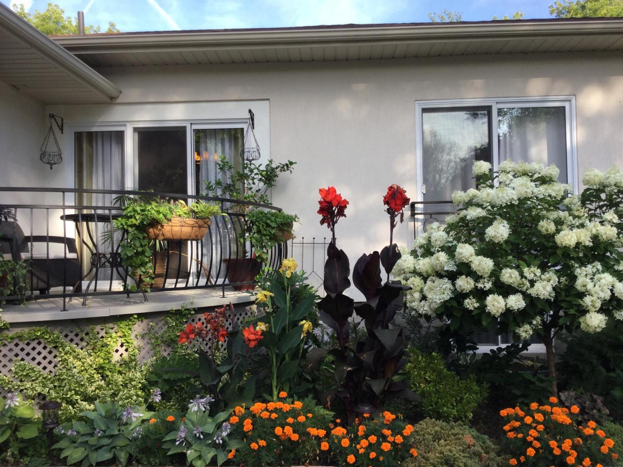 Bed and Breakfast Via Veneto - Old Town Niagara-on-the-Lake Exteriér fotografie