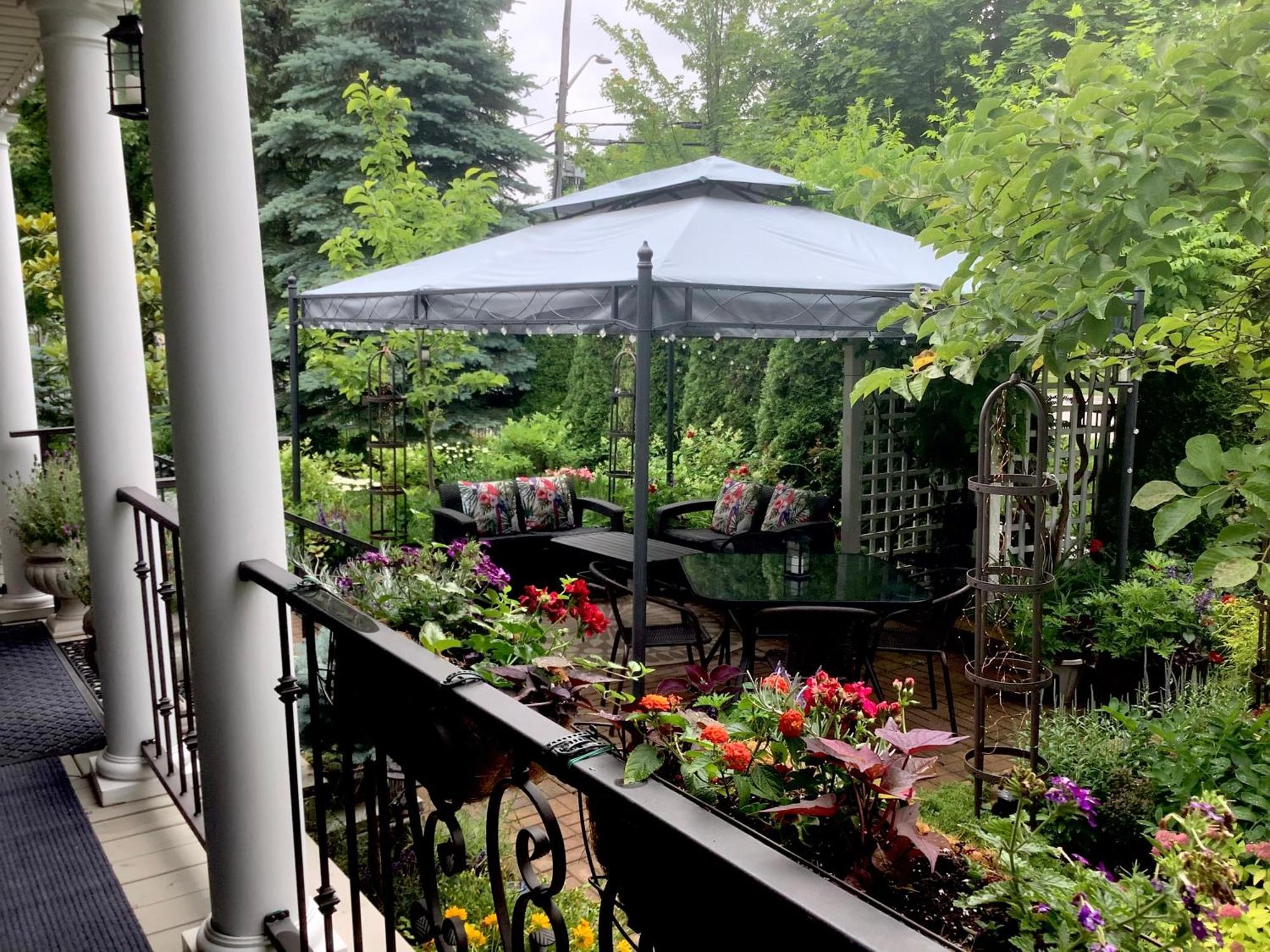 Bed and Breakfast Via Veneto - Old Town Niagara-on-the-Lake Exteriér fotografie