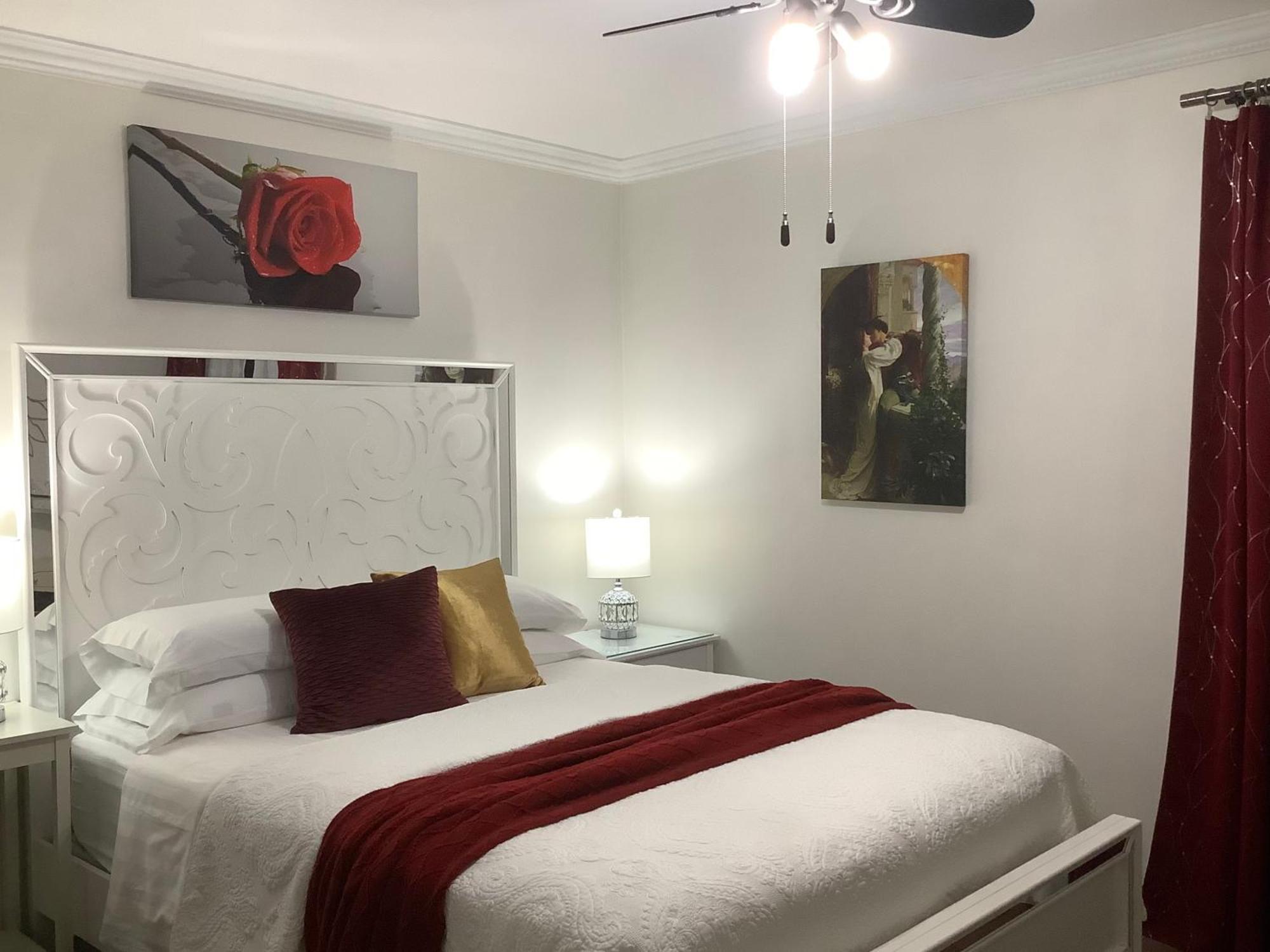Bed and Breakfast Via Veneto - Old Town Niagara-on-the-Lake Pokoj fotografie