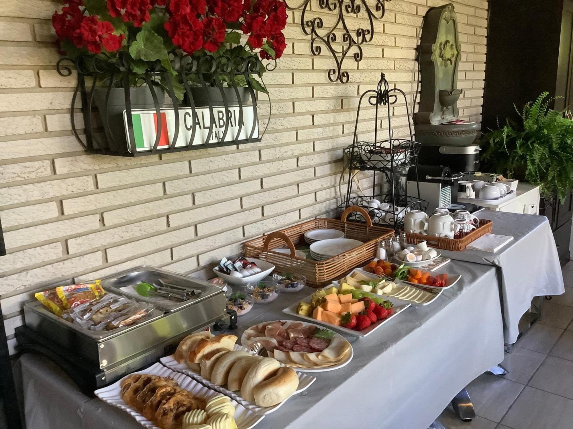 Bed and Breakfast Via Veneto - Old Town Niagara-on-the-Lake Exteriér fotografie